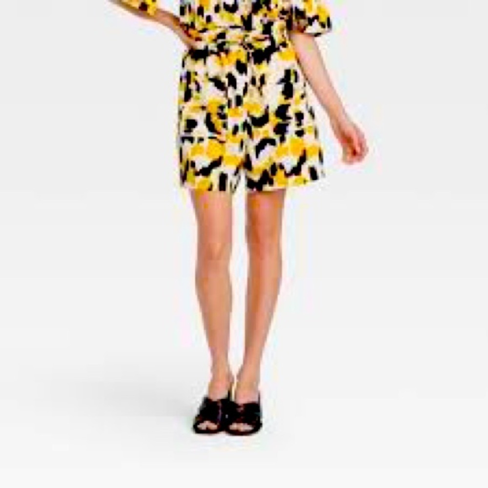Who What Wear Yellow Black Printed Drawstring High Waist Woven Shorts Medium